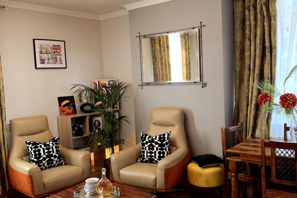Stylish And Cosy 3 Bedroom Appartment London Eksteriør bilde